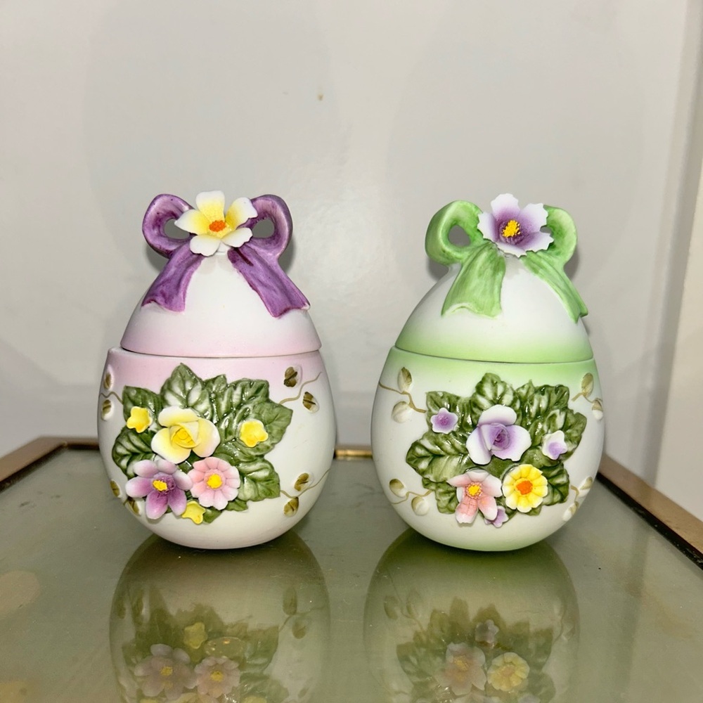 Vintage Floral Lefton China Hand Painted Porcelain Easter Egg Trinkets